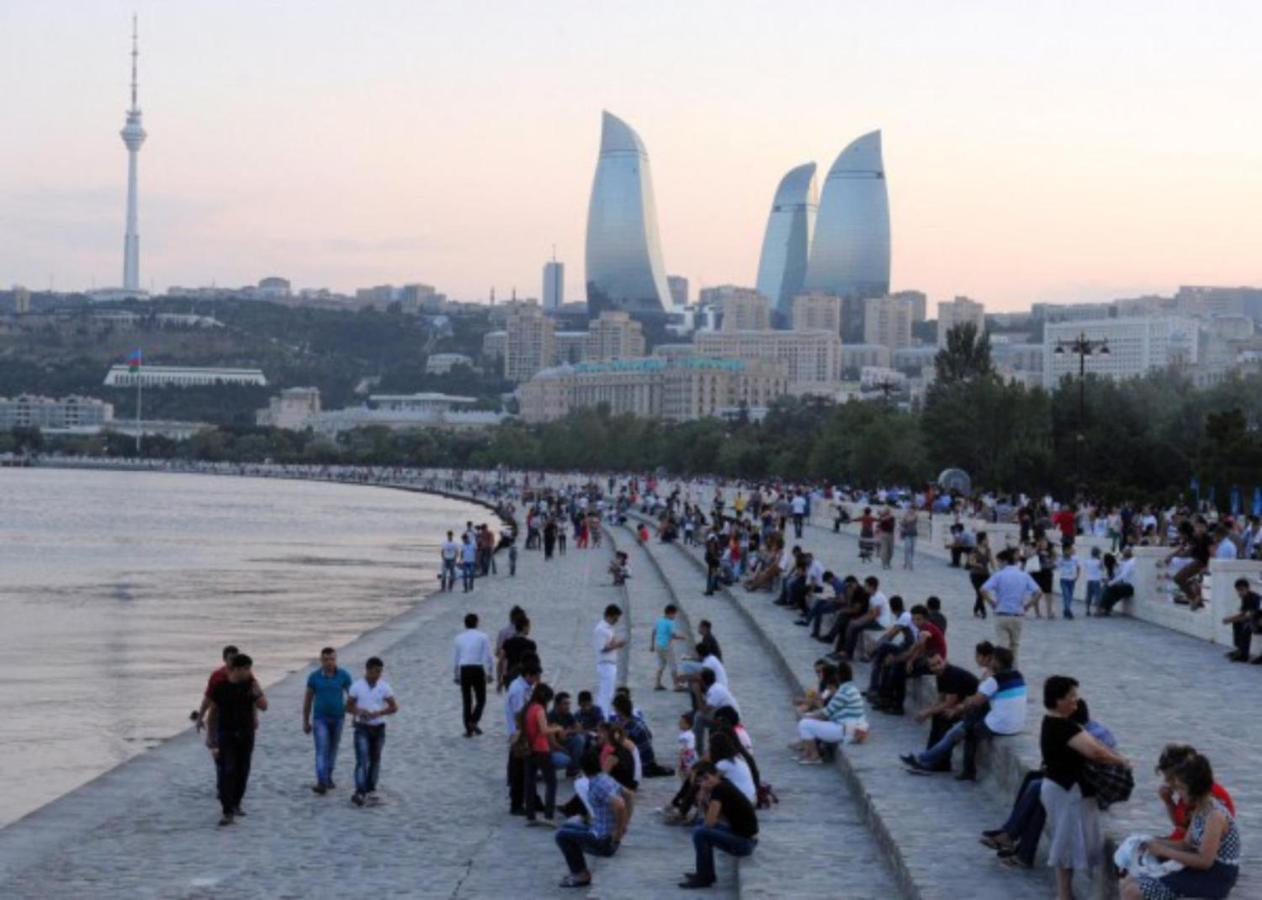 Baku Tour -Halal Hotel Exterior photo