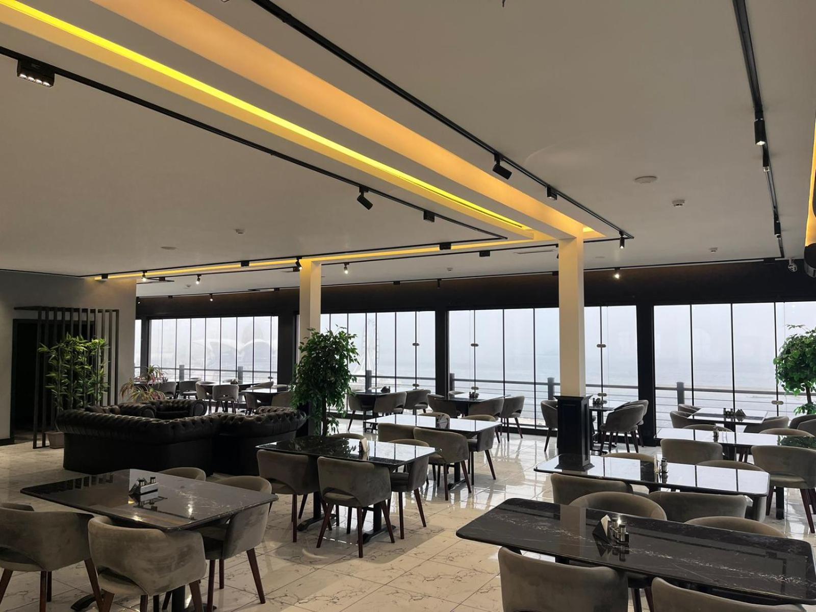 Baku Tour -Halal Hotel Exterior photo